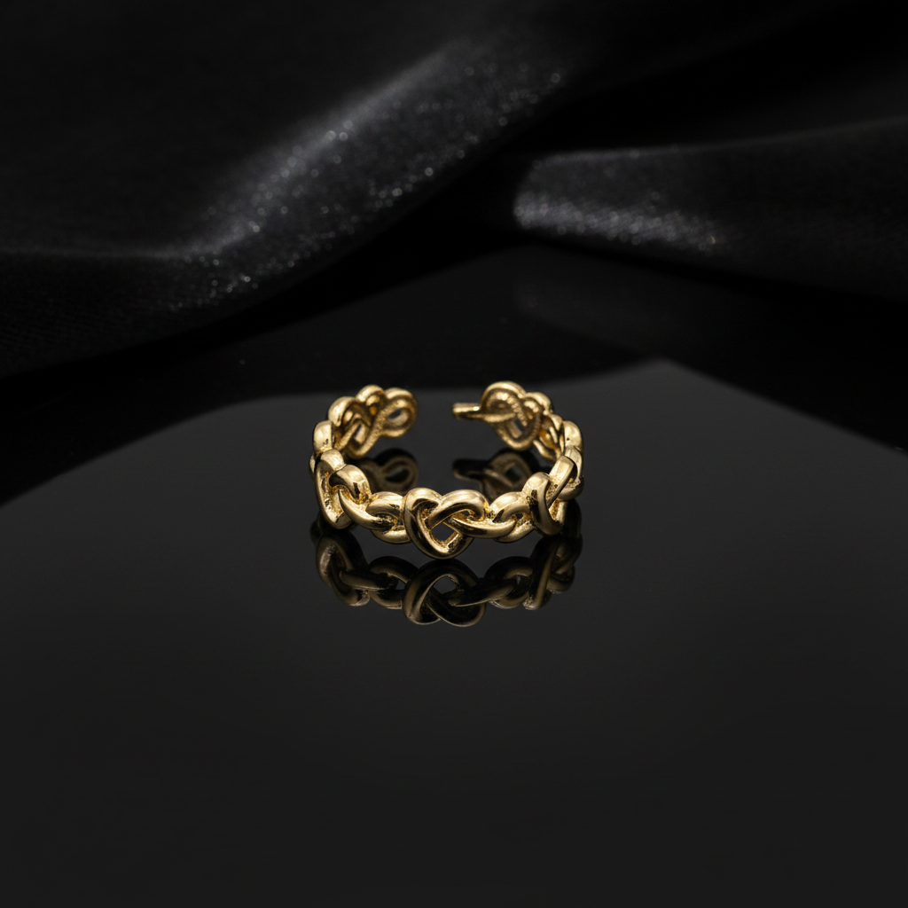 JEWELIXIRS Interlock Heart Ring