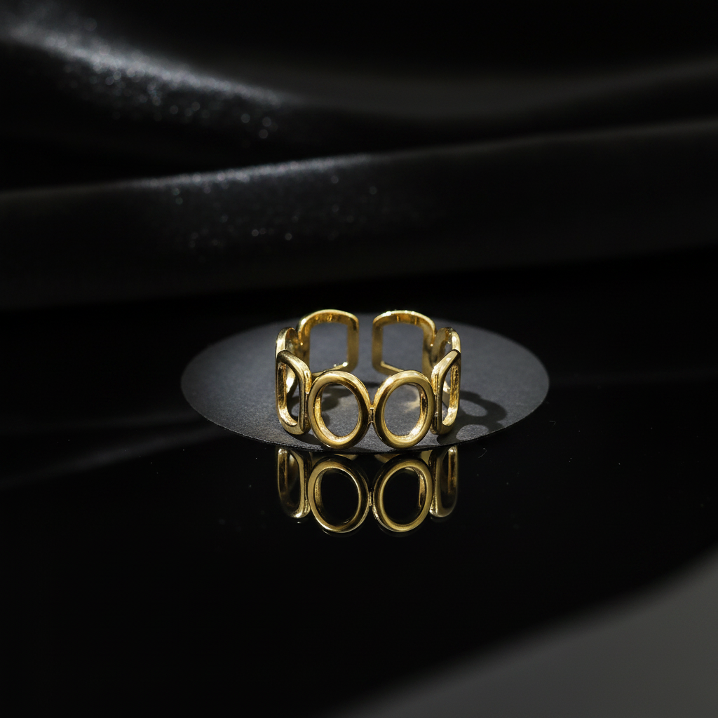 JEWELIXIRS Circle Link Ring