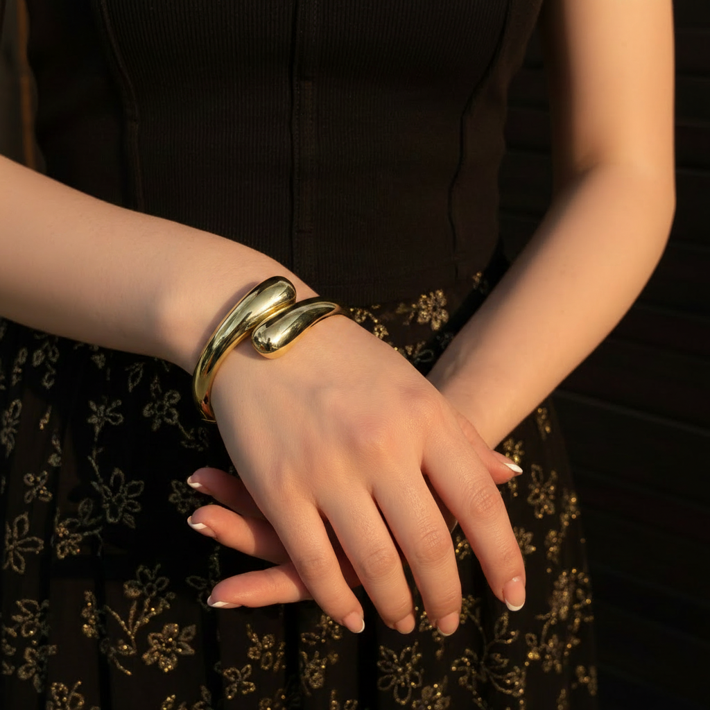 JEWELIXIRS Teardrop Wrap Bracelet