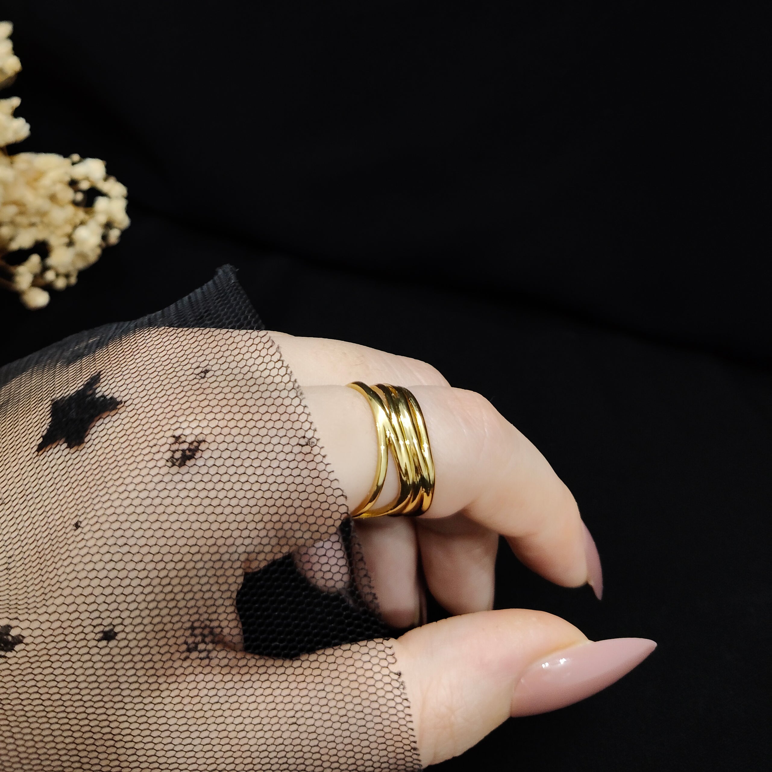 JEWELIXIRS Crossover Wave Ring