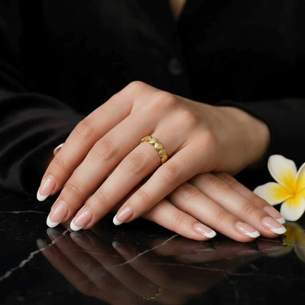 JEWELIXIRS Scallop Shell Ring