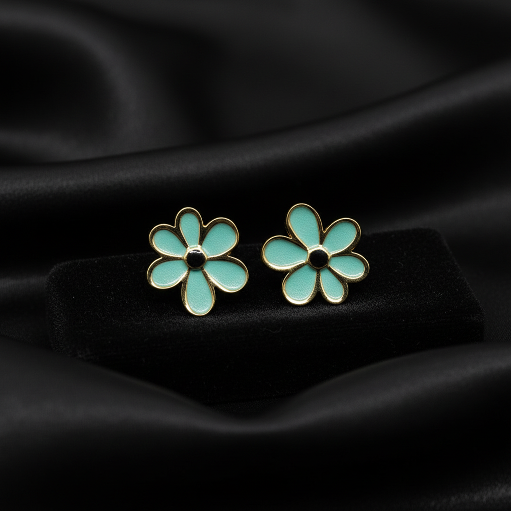 JEWELIXIRS Daisy Flower Stud Earring
