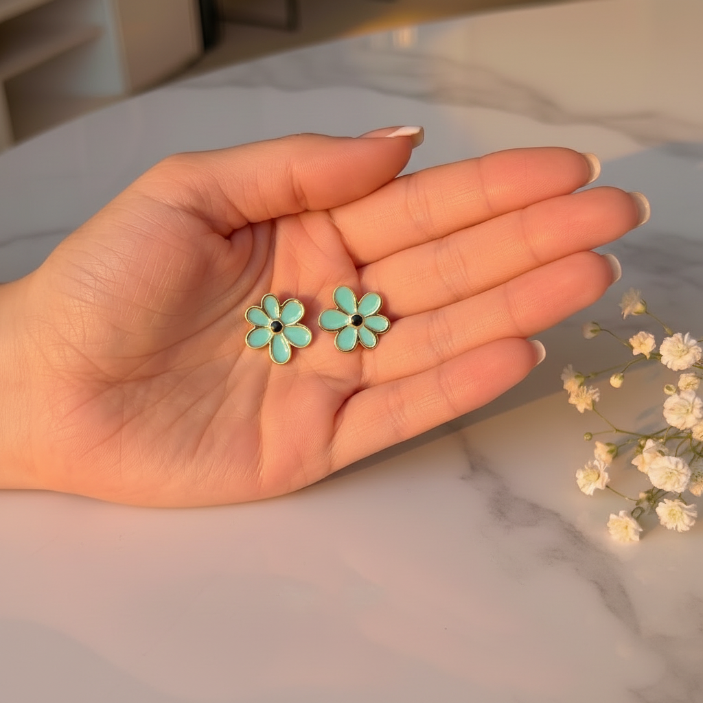 JEWELIXIRS Daisy Flower Stud Earring